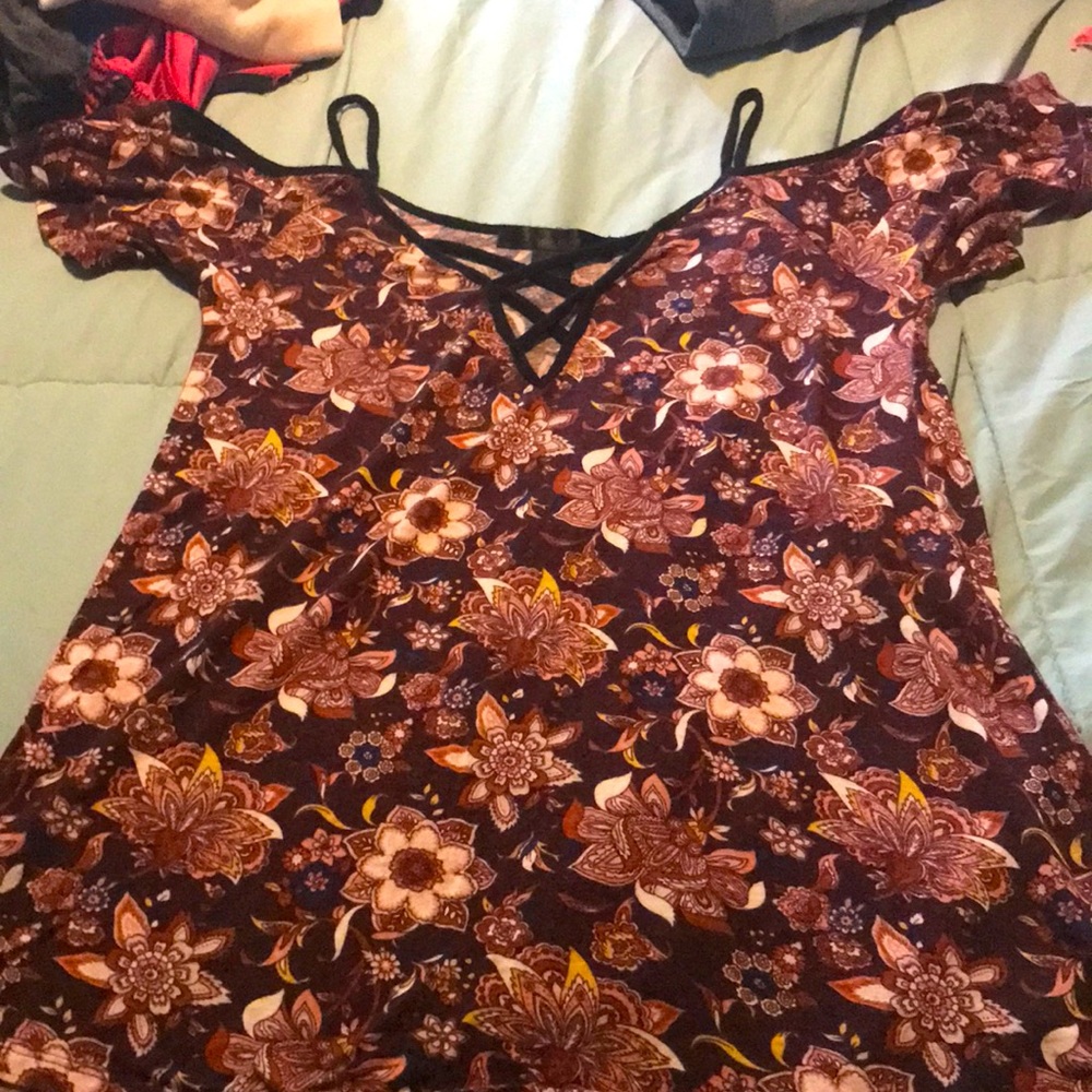 Criss-crossed Floral Blouse